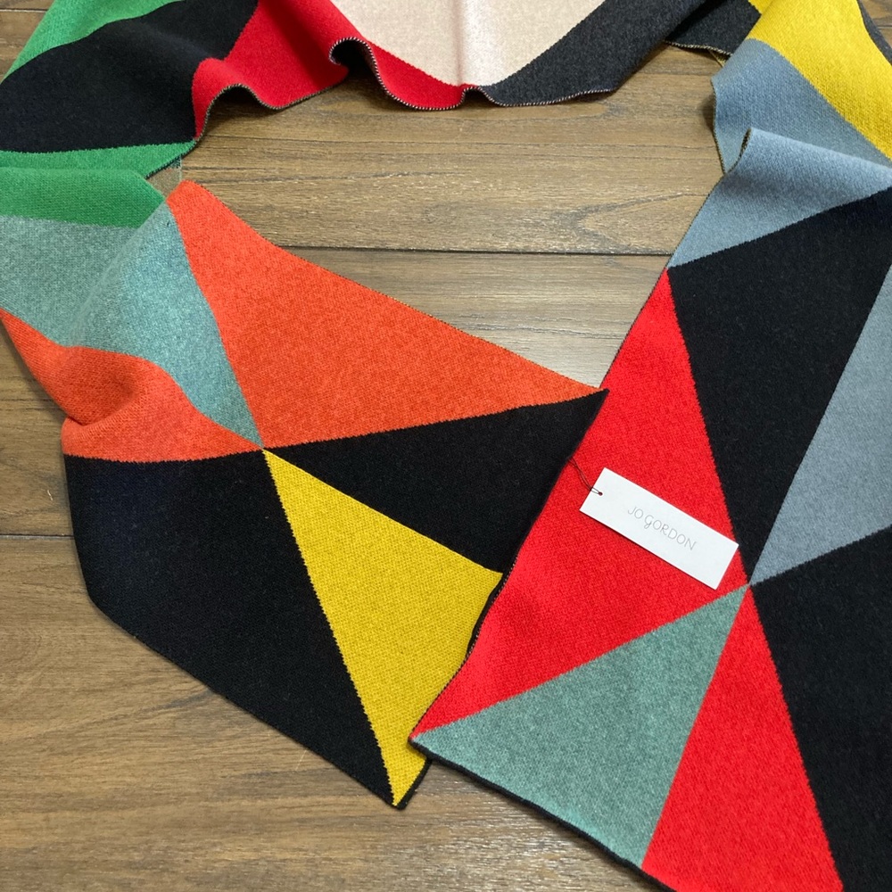 Jo Gordon 100% lambs wool scarf.